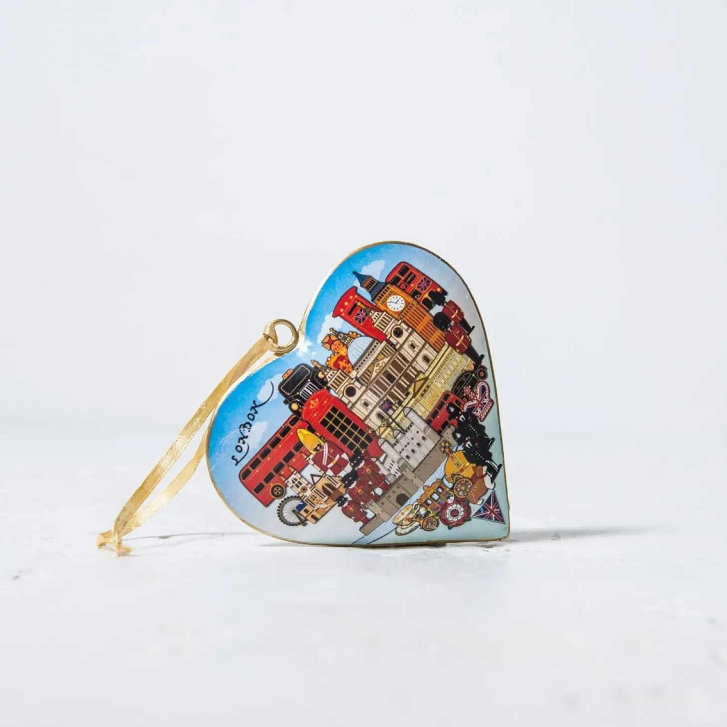 london_heart_shaped_metal_christmas_decoration__buildings_1.webp Flash Sale London Heart Shaped Metal Christmas Decoration - Buildings Christmas Decorations | Christmas Decorations