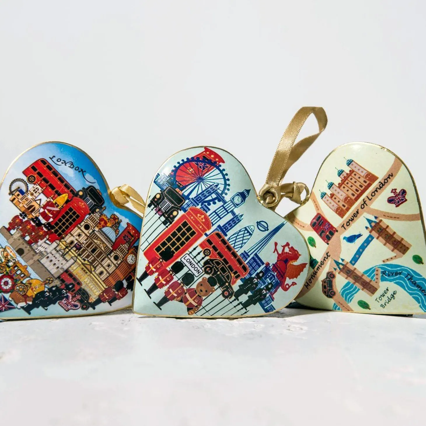 london_heart_shaped_metal_christmas_decoration__dragon_2.webp Hot London Heart Shaped Metal Christmas Decoration - Dragon Christmas Decorations | Christmas Decorations