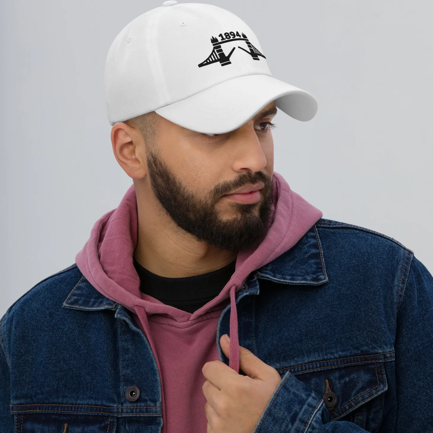 tower_bridge__black_thread_embroidered_baseball_cap_1.webp Discount 1894 Tower Bridge - Thread Embroidered Baseball Cap Clothing | Tower Bridge Gifts
