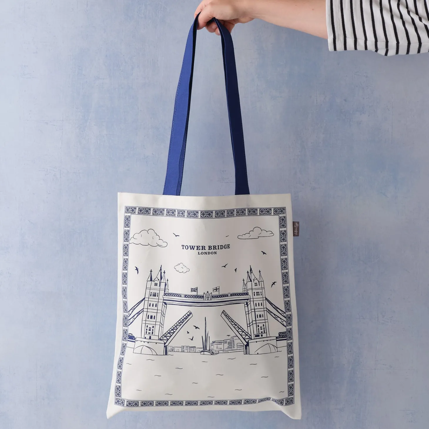 tower_bridge_canvas_tote_bag_by_victoria_eggs_0.webp Store Tower Bridge Canvas Tote Bag by Bags | Tower Bridge Gifts
